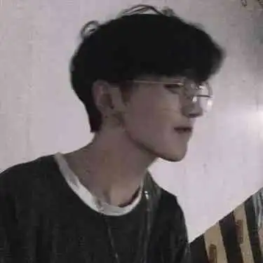 男生昵称简约冷酷二字人生不过如此可爱点