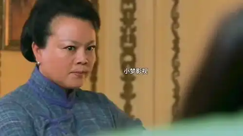 保姆被日本人收买,竟要开枪杀死司令夫人,不料夫人早已洞察一切